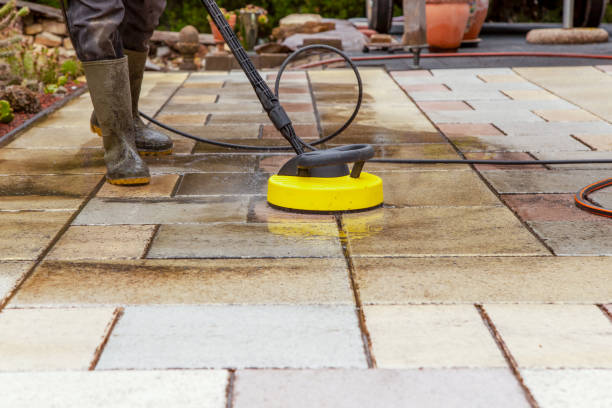 Best Pool Deck Cleaning  in Dayton, VA